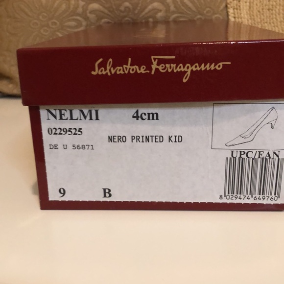 Salvatore Ferragamo pumps. Black 81/2 - Picture 2 of 6